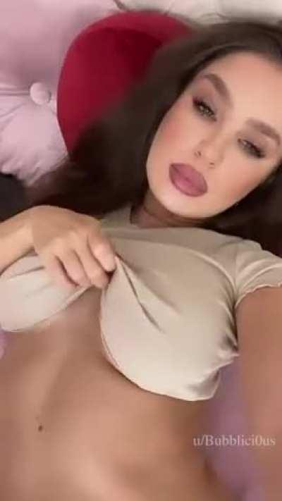 Take me to dinner and fuck me after