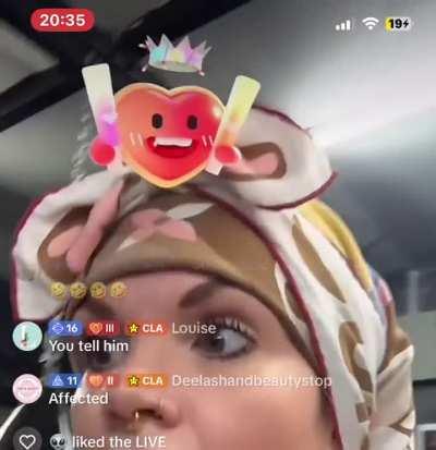 Kicking off about Chyanne and because no one is giving her drugs ..fucking embarrassing fat old woman 🤮