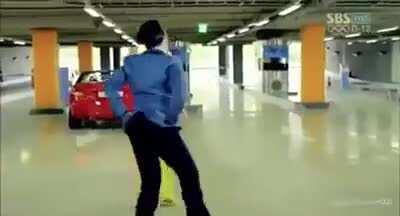 Happy Money & Drugs Saturday🦋