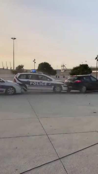 Une police que le monde entier nous envie