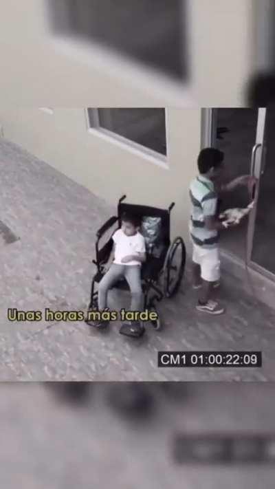 Whos Cutting Onions With Me?