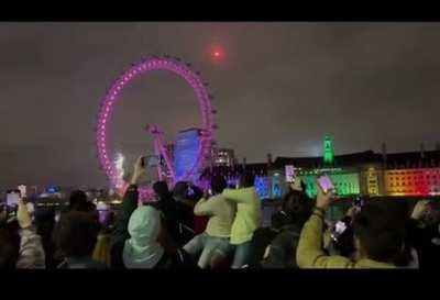 Londoners finding out there’s no NYE fireworks show, despite being told months ahead by media, there wouldn’t be one happening in the first place