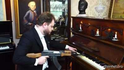 The teacher didn't like it, but the class loved it 🇷🇺🇷🇺🌙