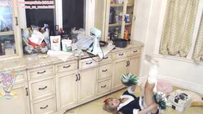 Aria Christmas dance