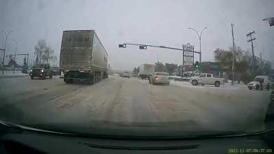 Wonder what's happens if I cut off this truck.