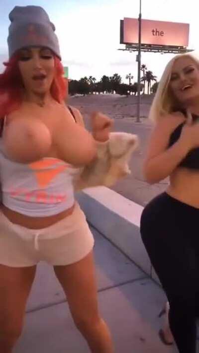 Roadside Reveal and Jiggle