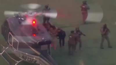 🇺🇲🇻🇪⚖️ — MADURO ACABA DE SER ESCOLTADO ATÉ O TRIBUNAL EM NOVA YORK!