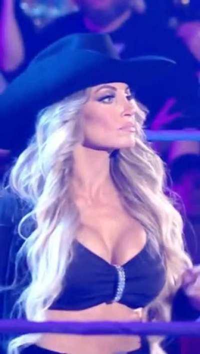 Trish Stratus