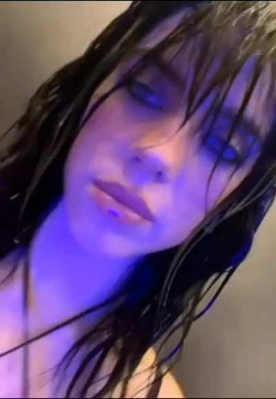 I really need to jerkoff to Billie Eilish more often