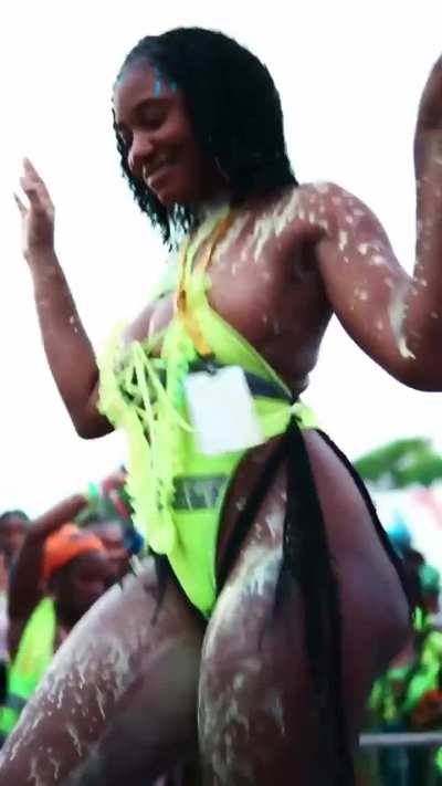 Her- dont put it in my face! Me   Duttimess Jouvert   a Bajantube party without @official.deefinewhine would be crazzzy 🫡