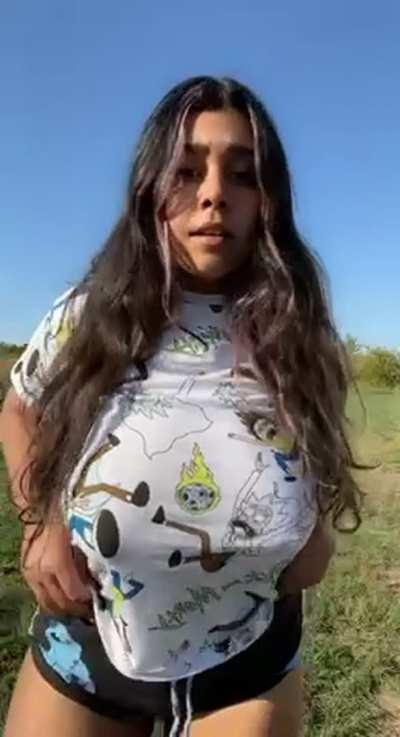 Hey Papi… is a Latina like me still cute with no makeup on?