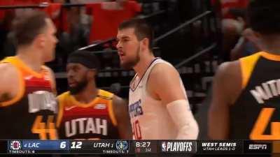 [Highlight] Ivica Zubac Posterizes Rudy Gobert