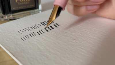 Thin and thick lines- all in one! Sailor fude de mannen <3