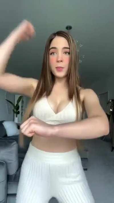 Alguien para morbosear a staryuuki ?