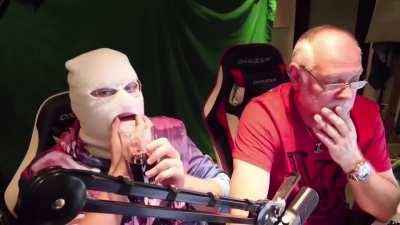 Papa draws the flag if Germany