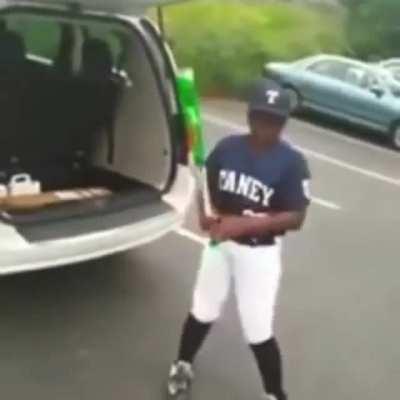 This kid definitely keeps em high and tight 👖⚾