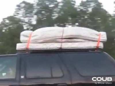 Матрац с эффектом памяти. Помнит и не может забыть.