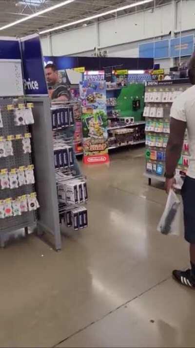 Racist public freakout in Wal-Mart on Anderson Lane in Austin TX