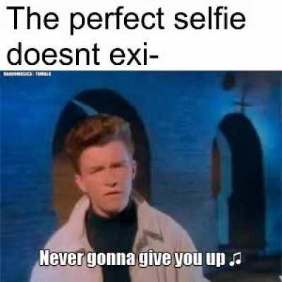 Can anybody see a selfie?