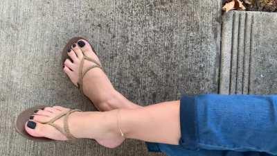 Aren’t these the prettiest weaved flip flops?!