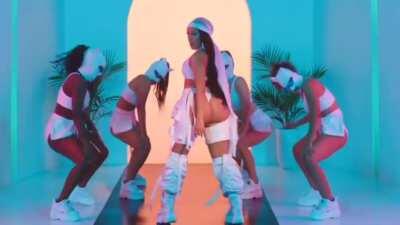 Doja Cat 😈💦🖤