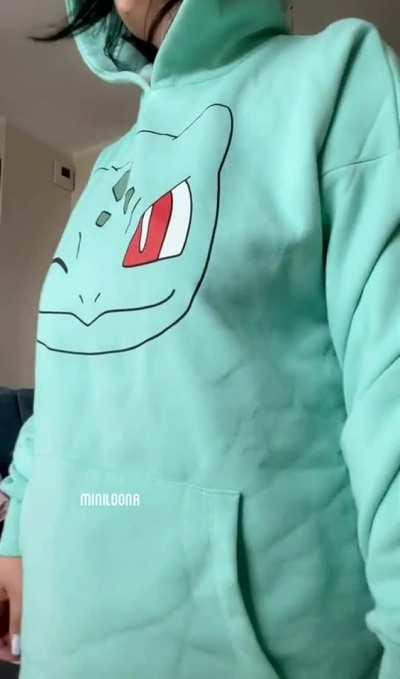 Do you like Pokemon 👅 Grab Her Free Album In Comments beloow 👇👇