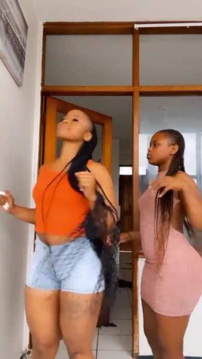 Let's dance (@yanos_make_her_dance)