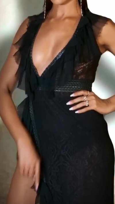 Deepika Padukone sexbomb bc kya maal hai yaarr fuckk!