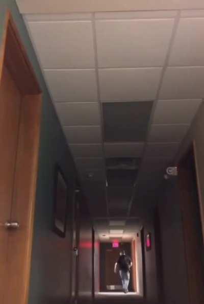 This kid scared his dad way better than any horror movie !!!