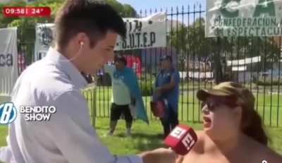 Profesionales eruditos en contra de Milei 