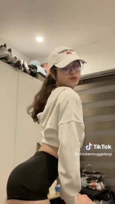 Criselda Alvarez 🍑