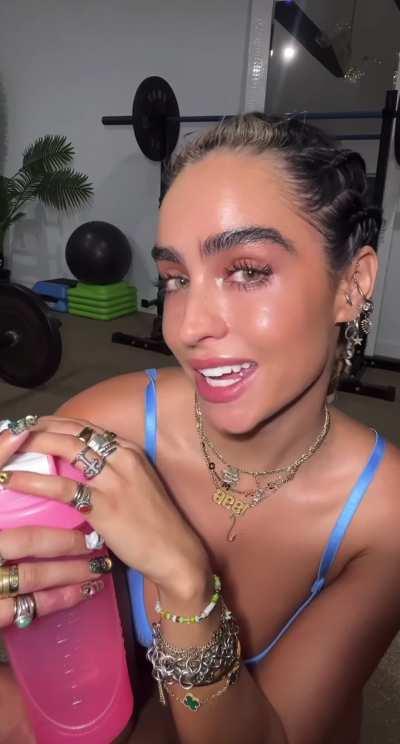 Blue workout gear, TikTok, October 2023