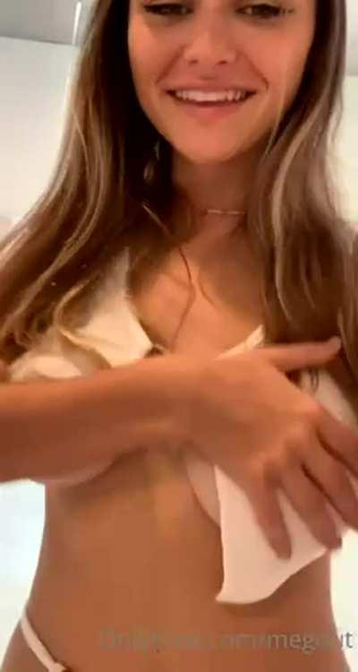 🌟 MEGNUTT 🌟 💗 HER NEW PPV 0nlyFans Folders 📁 (Link in Comments)