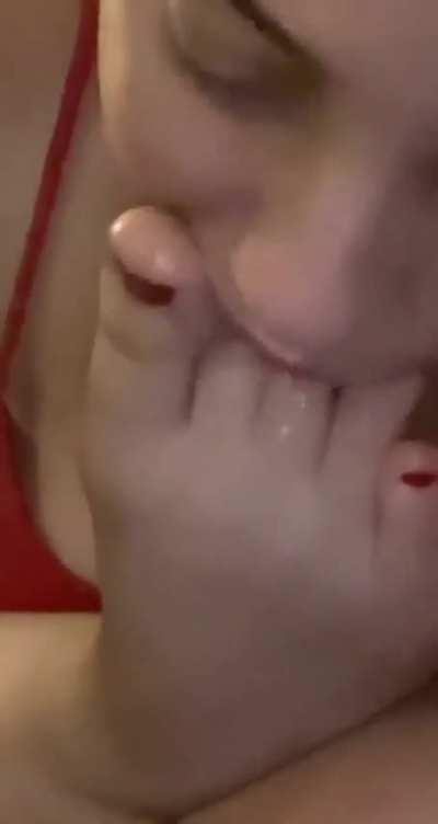 Look how sloppy I can get. Full worship is 6 minutes btw 😏