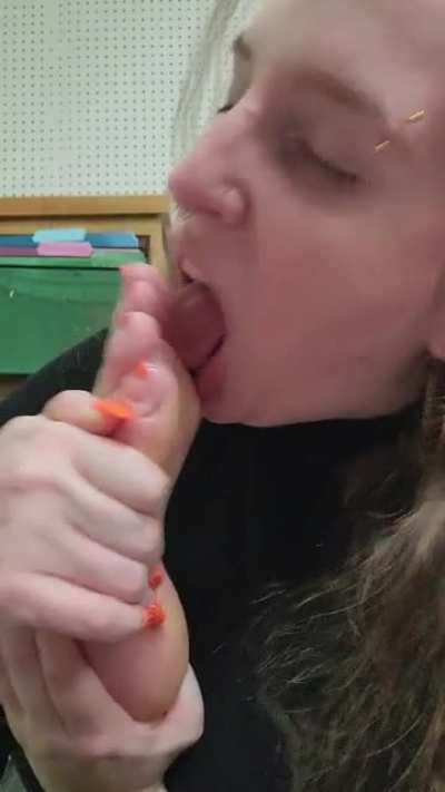 Would you help me lick these soft little feet? 😋