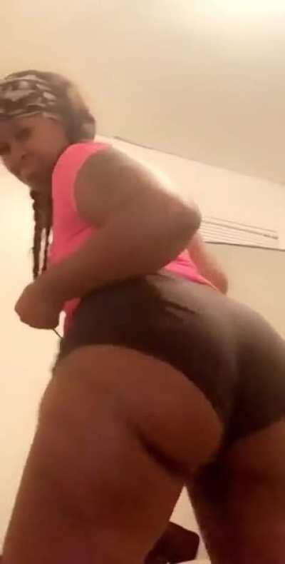 High Quality Dropboxes for sell on my page all range from $3 - $5 !! ( No their not worth that much )