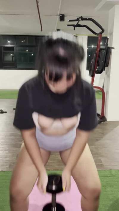 I Wish I can get more Naked at the gym like I do [F]