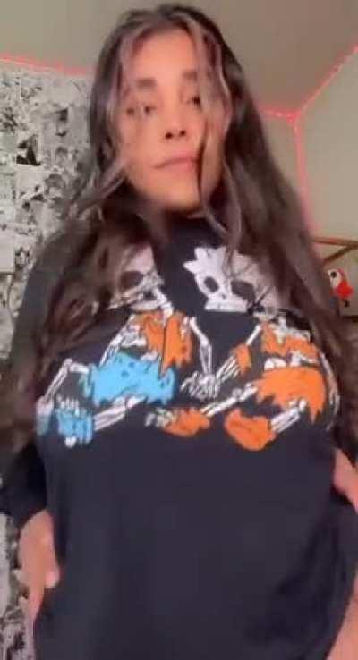 Raise your hand if you’d fuck me raw