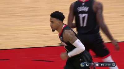 [Highlight] Jabari Smith Jr with the filthy rejection on Klay Thompson, leading to a fastbreak bucket for KJ Martin