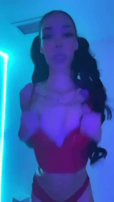 LETS NOT WASTE TIME SUBSCRIBE FOR $10 & MESSAGE ME “ REDDIT “ ON MY ONLYFANS FOR A F*EE XXX VIDEO . 💗💗💗