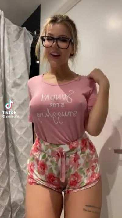 Mommy milkers (missmercedesblanche)