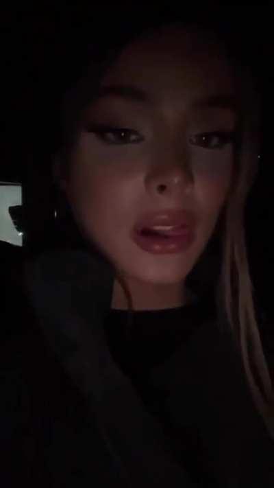 I fall in love with those lips