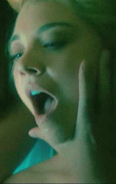 POV: Natalie Dormer wants to have some fun with you. Could you satisfy her?