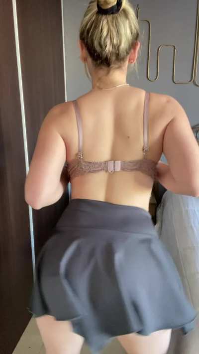 I'm not saying I'm trouble, but I'm definitely a vibe