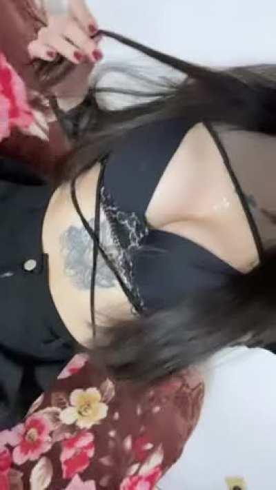 I'm ready, take off your pants and come. ok?