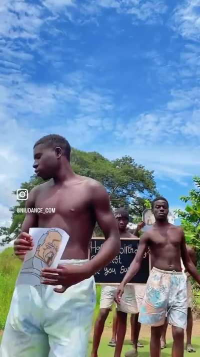 He is not lonely anymore 🥳