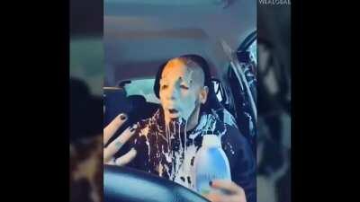 Otra bee mamakió 😥