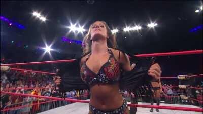 Brooke Adams (3 MIC)