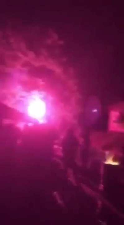 Just a little more video from the Kosovo/Serbia border. Around the Yarinje checkpoint, the Serbs chanted “Kosovo is Serbia”.