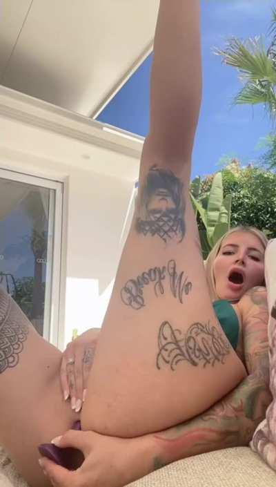 Mommy loves anal sex!!!